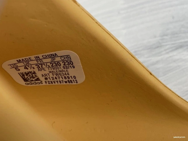 Sand Adidas FW6344 Slide Desert Yeezy 1001